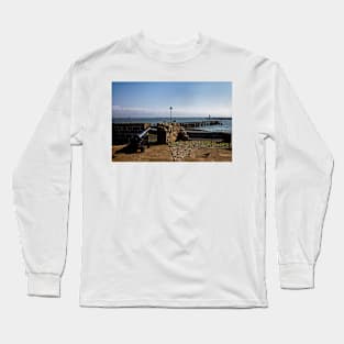 Guarding the mouth of the River Tyne Long Sleeve T-Shirt